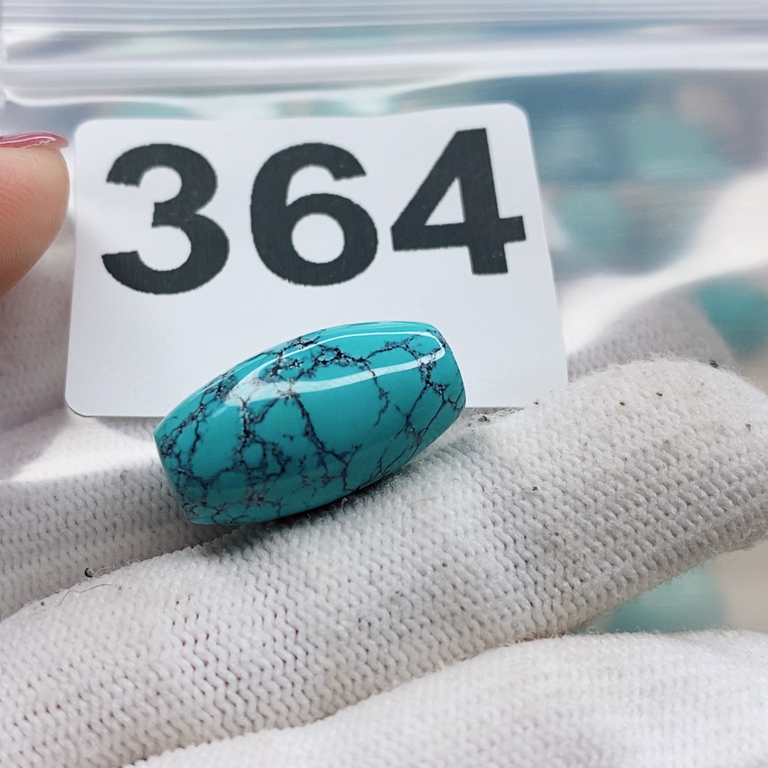 绿松石颈饰未镶嵌