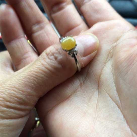 吱****翡翠未镶嵌戒指缅甸