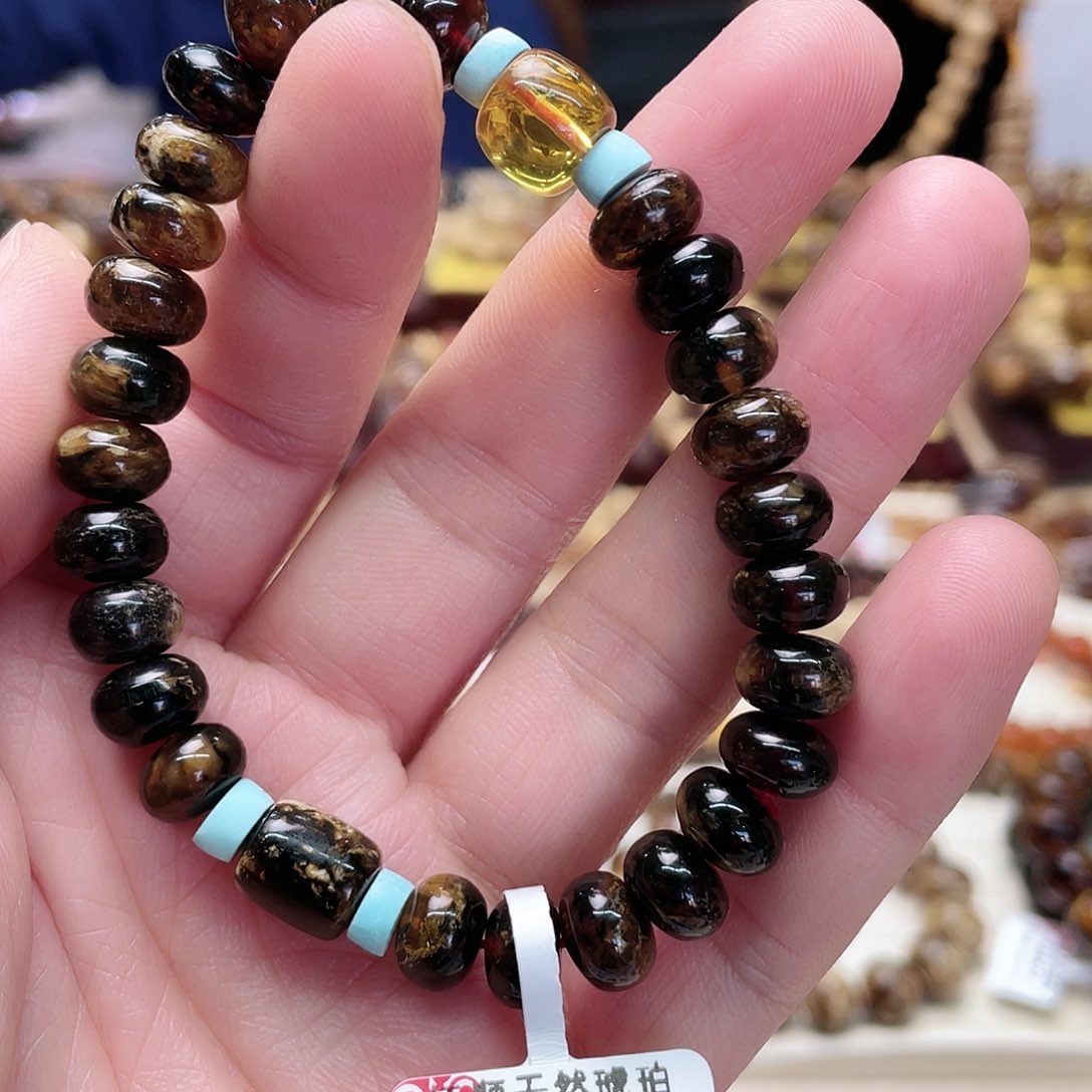 琥珀裸石未镶嵌九11408