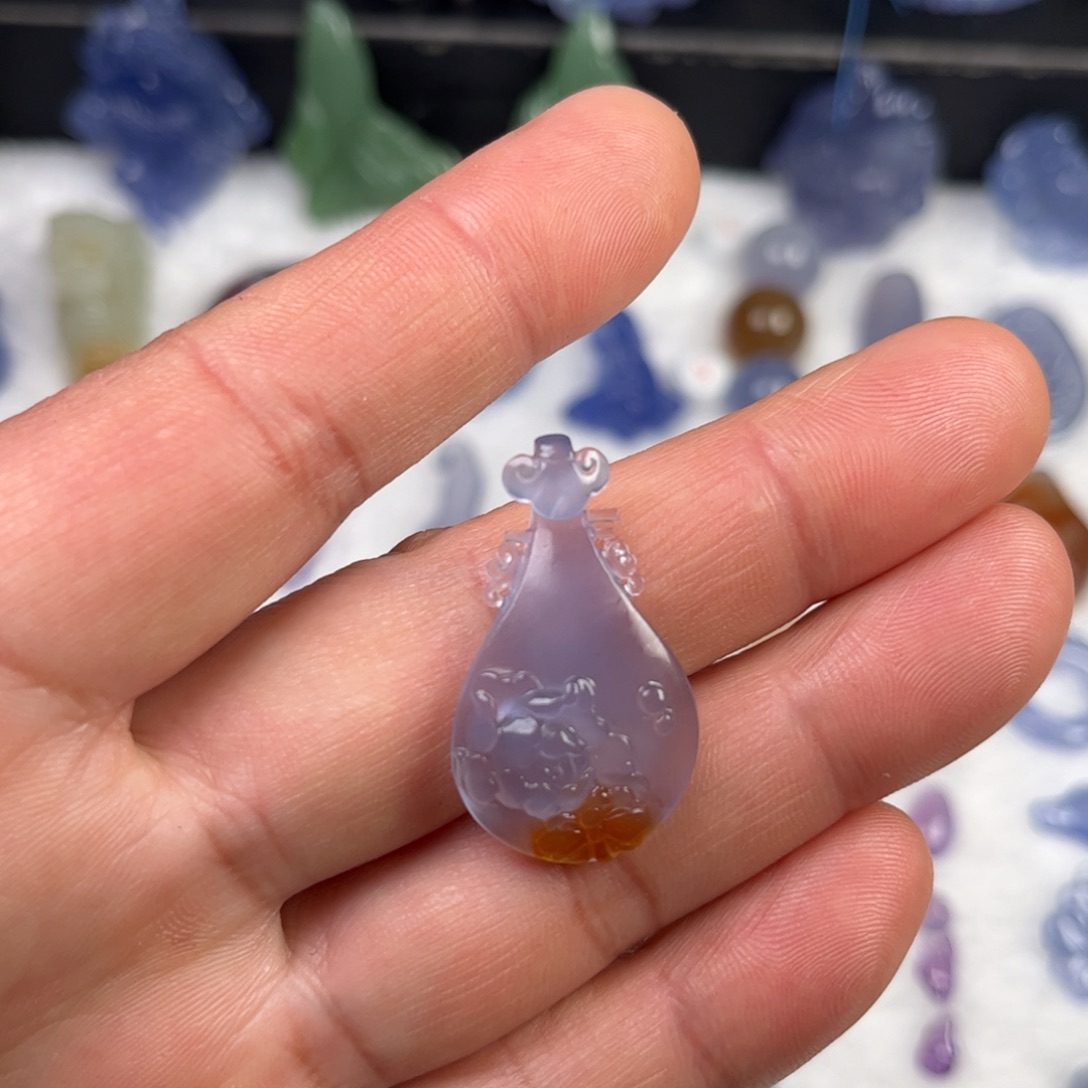 玛瑙/玉髓未镶嵌颈饰知音