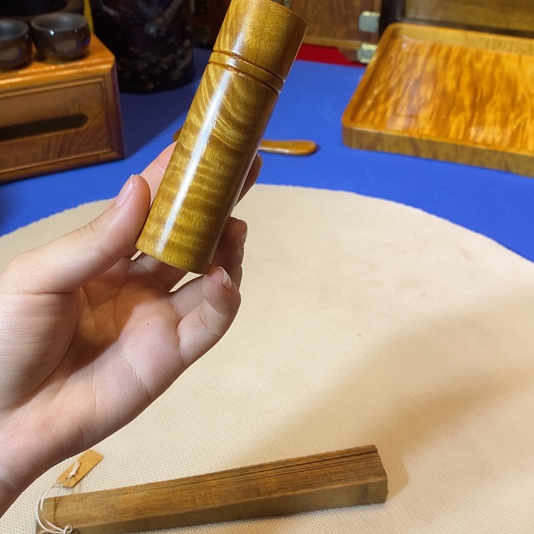 金丝楠金丝楠手把件