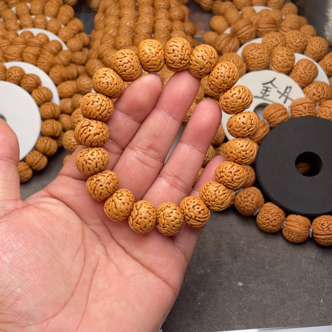 桃核手串树王纽扣闪25