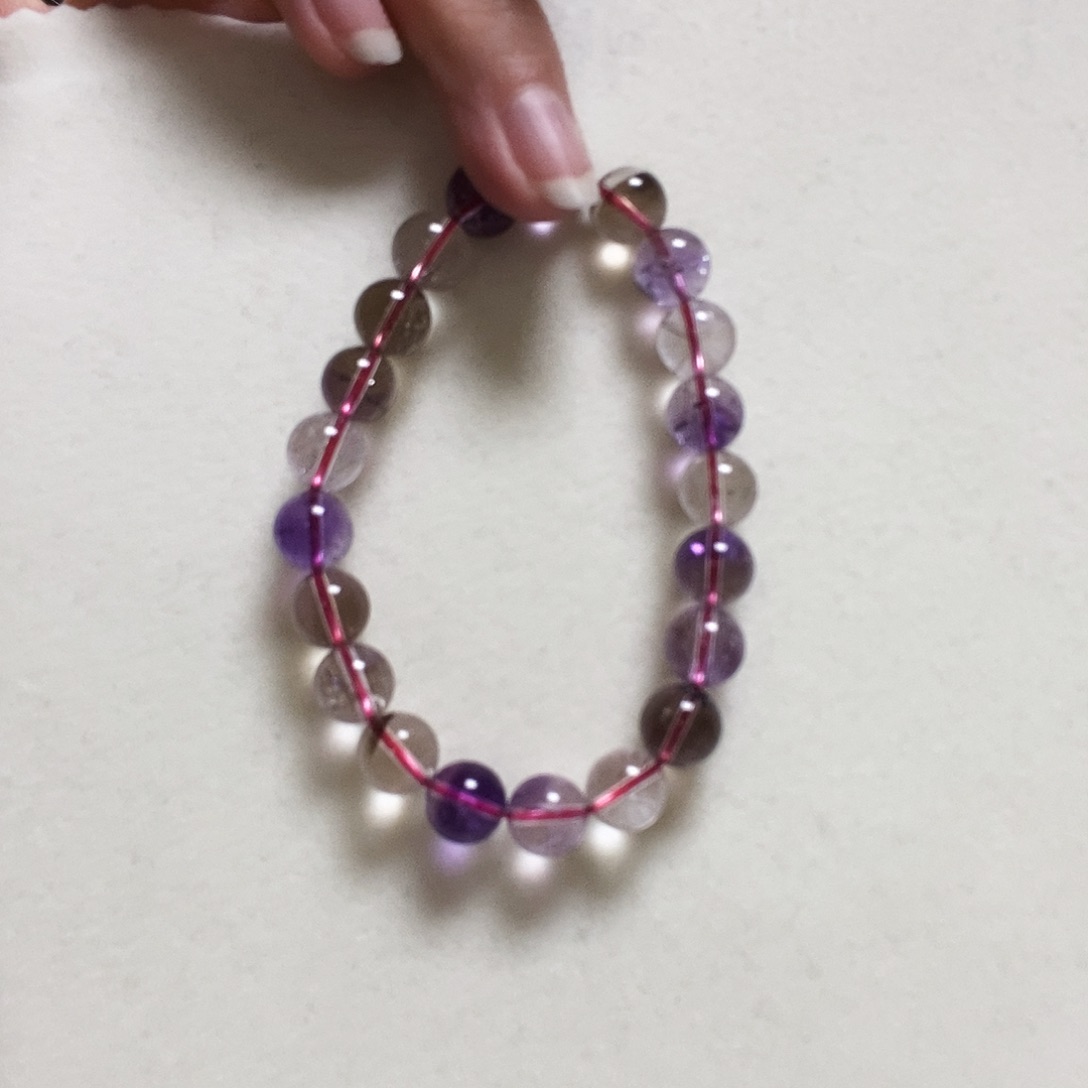 水晶手串未镶嵌简单