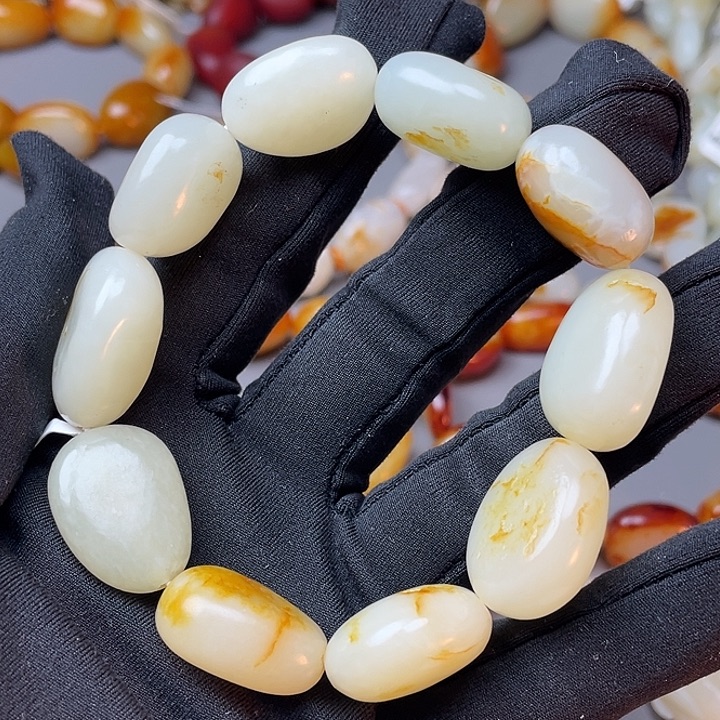 和田玉未镶嵌手链