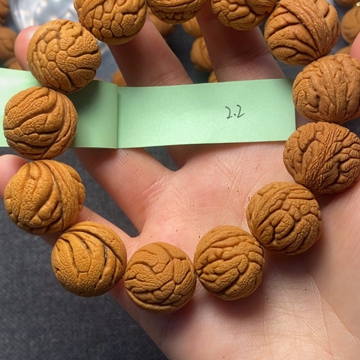 吊坠桃核秦岭山野生桃核