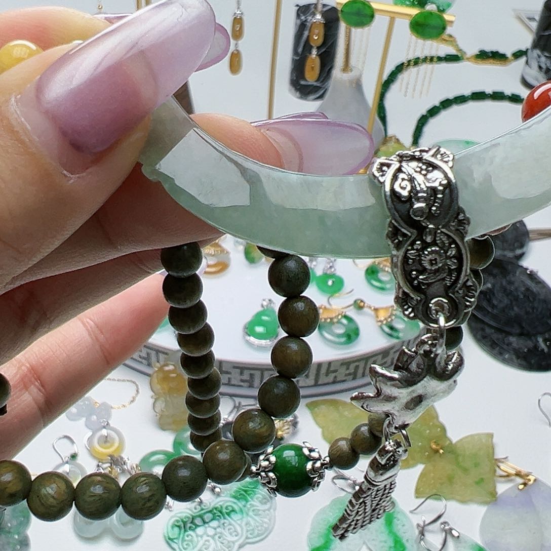 翡翠未镶嵌耳饰天然缅甸A货翡翠