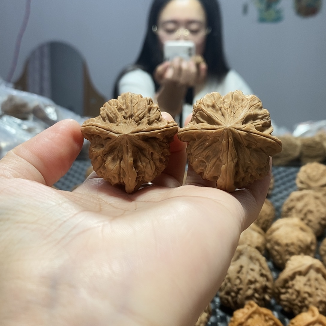 桃核吊坠玉玺三棱