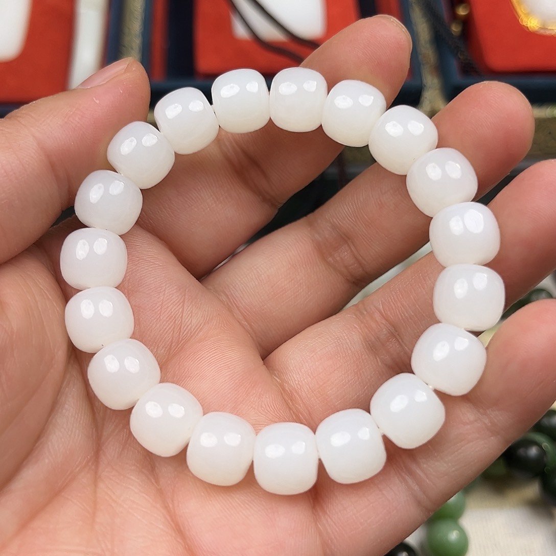 和田玉手链未镶嵌