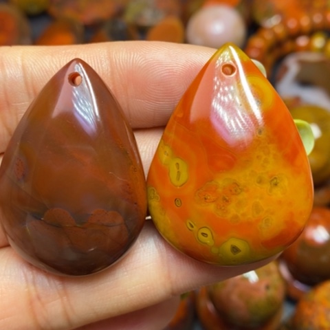 玛瑙/玉髓颈饰未镶嵌