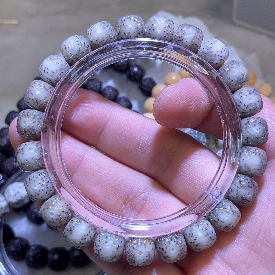 星月菩提吊坠黑***光龙鳞