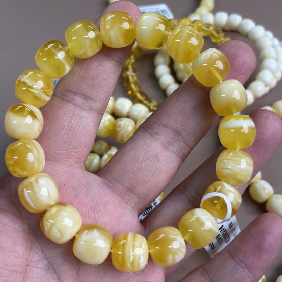 琥珀裸石未镶嵌55300000000