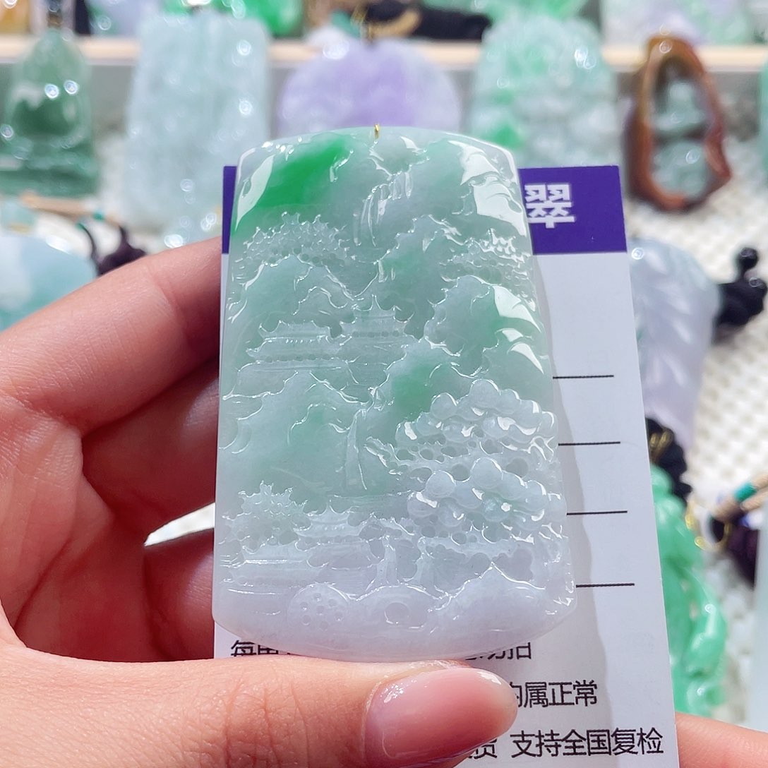 颈饰未镶嵌翡翠山水
