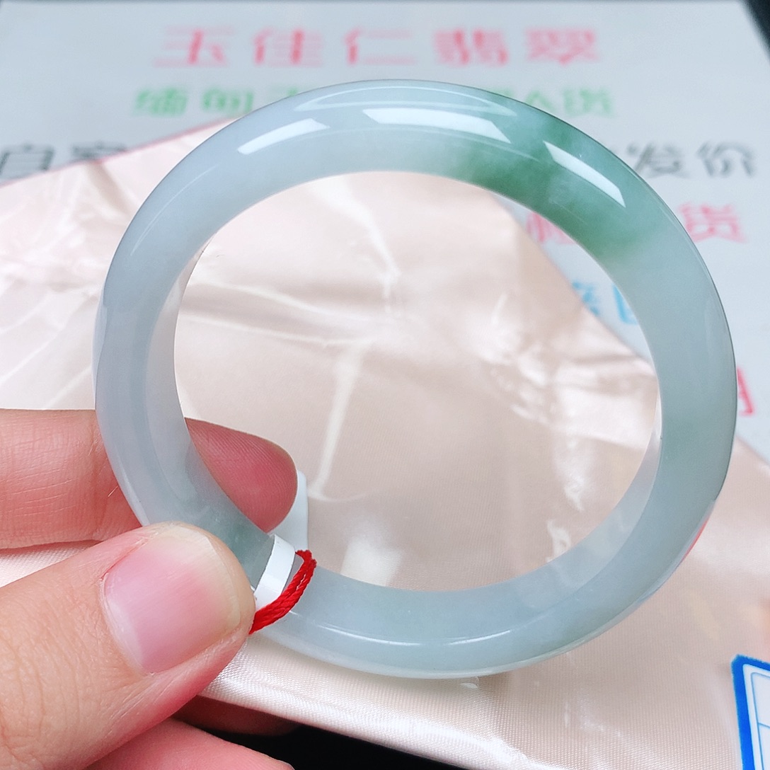 未镶嵌手镯翡翠天然翡翠手镯