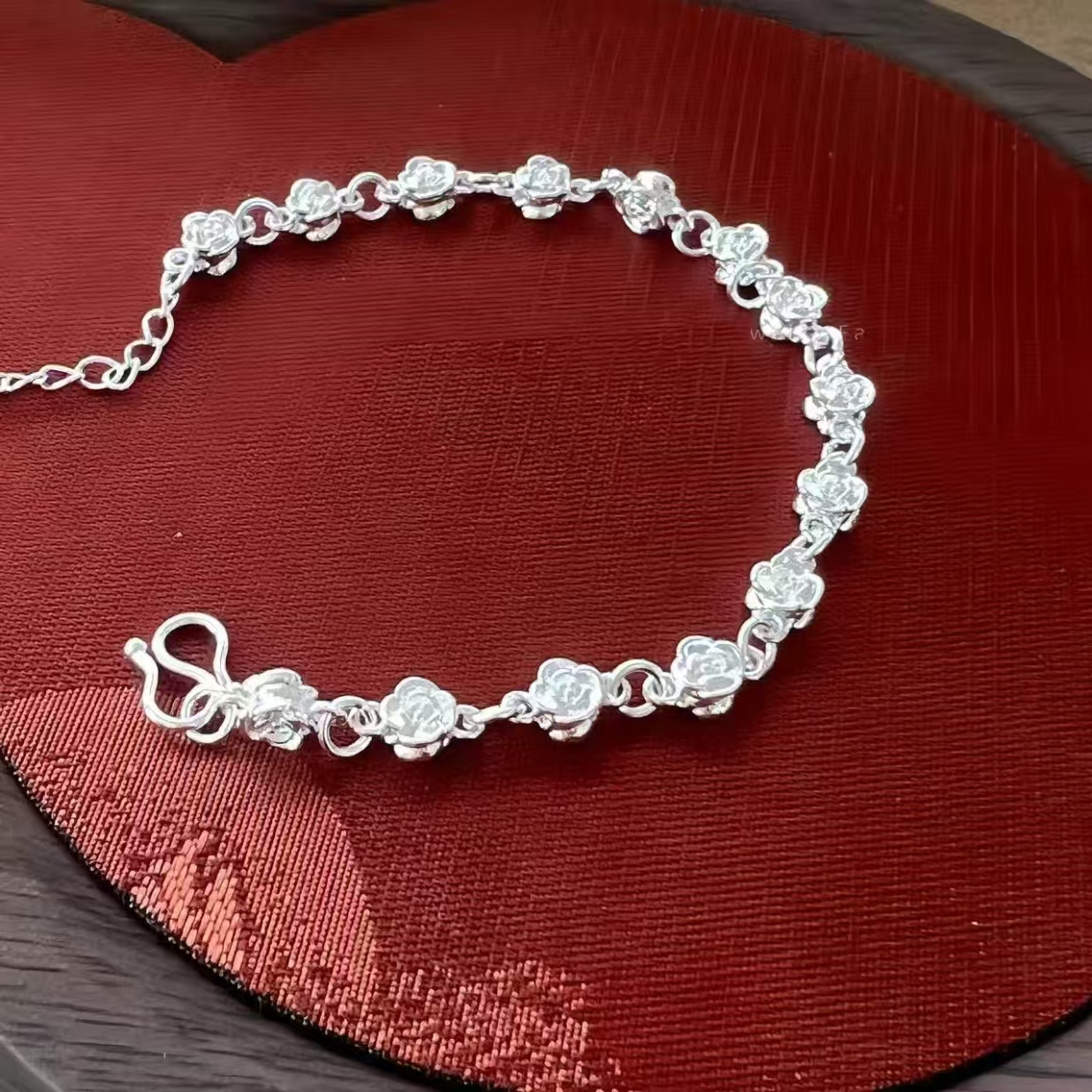 A-141【处理】-精美大气 原创设计民族风立体玫瑰生肖挂件