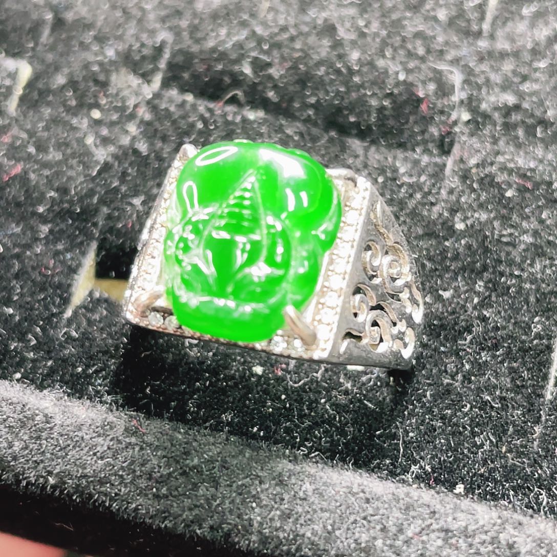 翡翠银S925镶嵌颈饰49