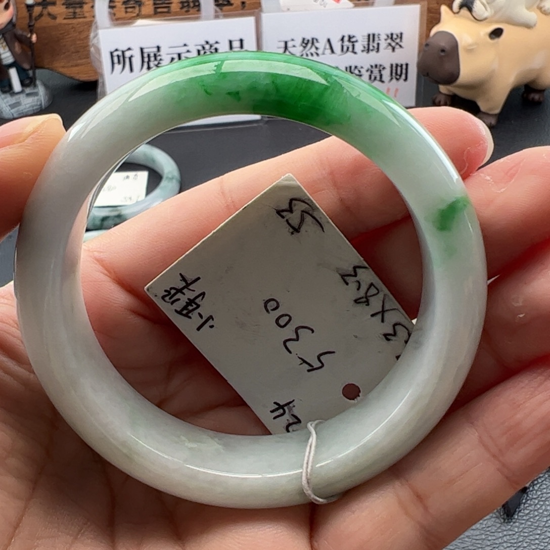 翡翠未镶嵌手镯53