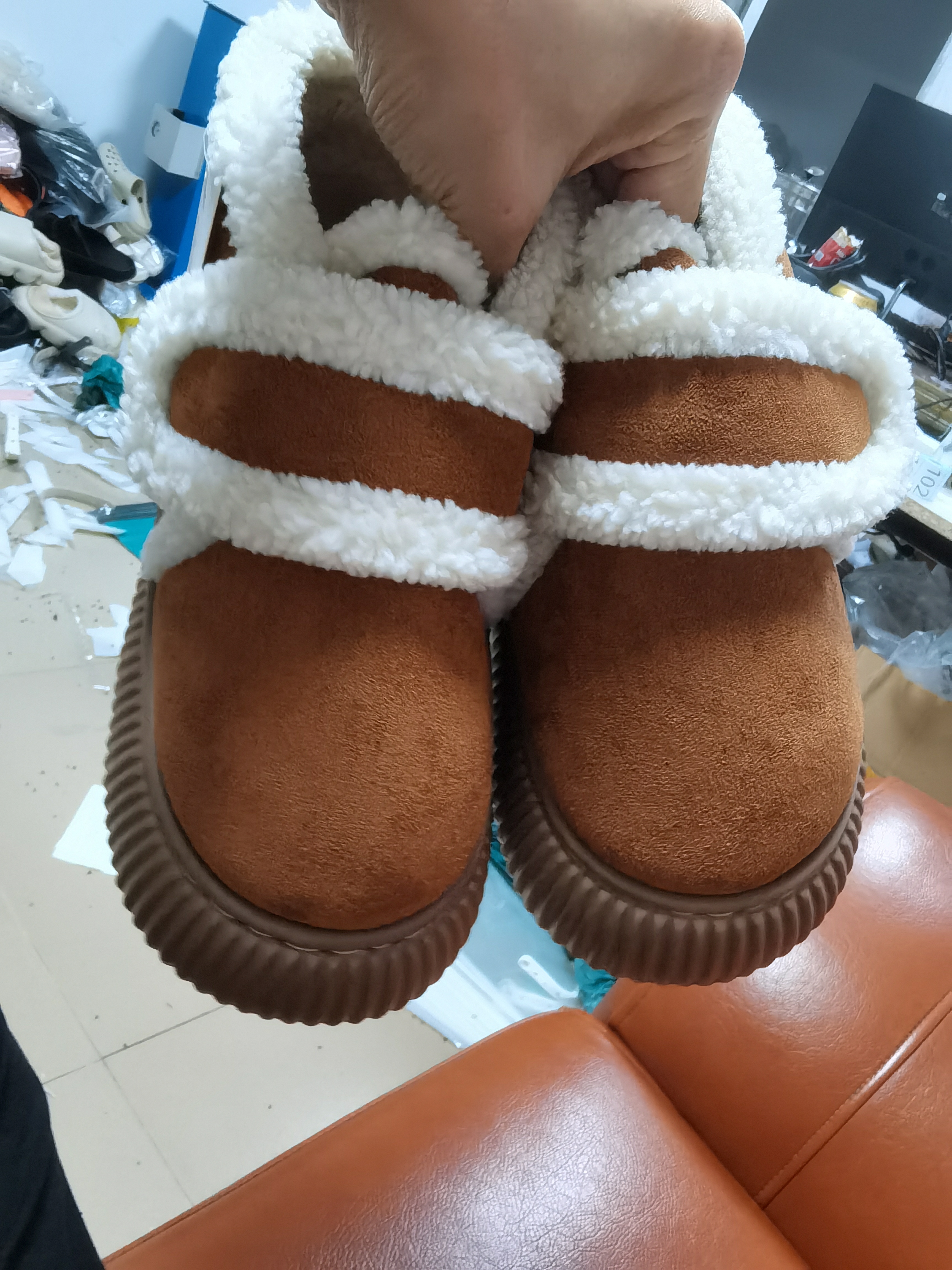 保暖加厚高筒女棉靴防滑耐磨带魔术贴