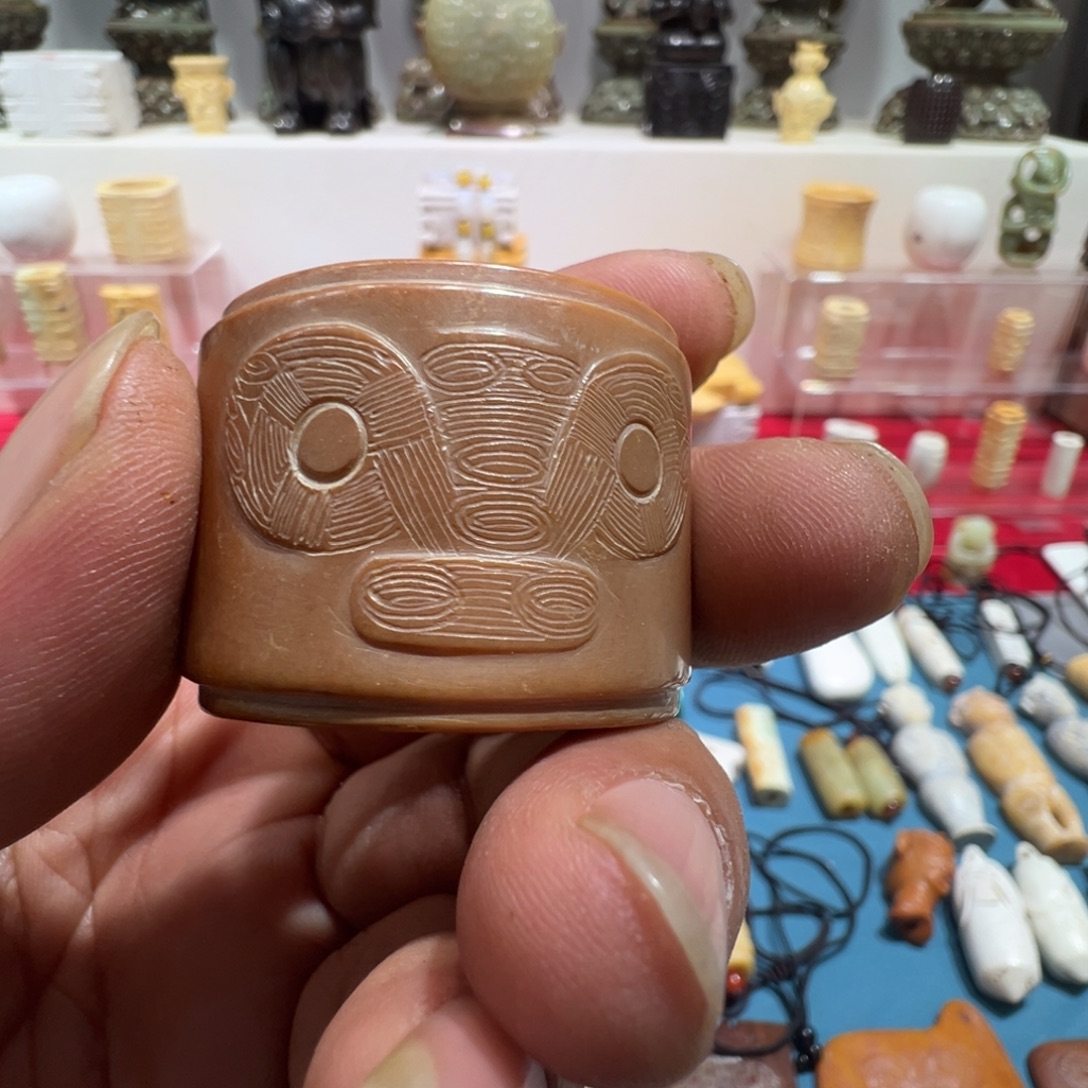 《***阁和田玉（糖玉）未镶嵌挂件这就是一部很好看又非常好