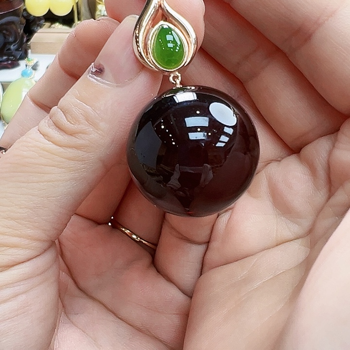 琥珀银S925镶嵌珠宝奇石格**?