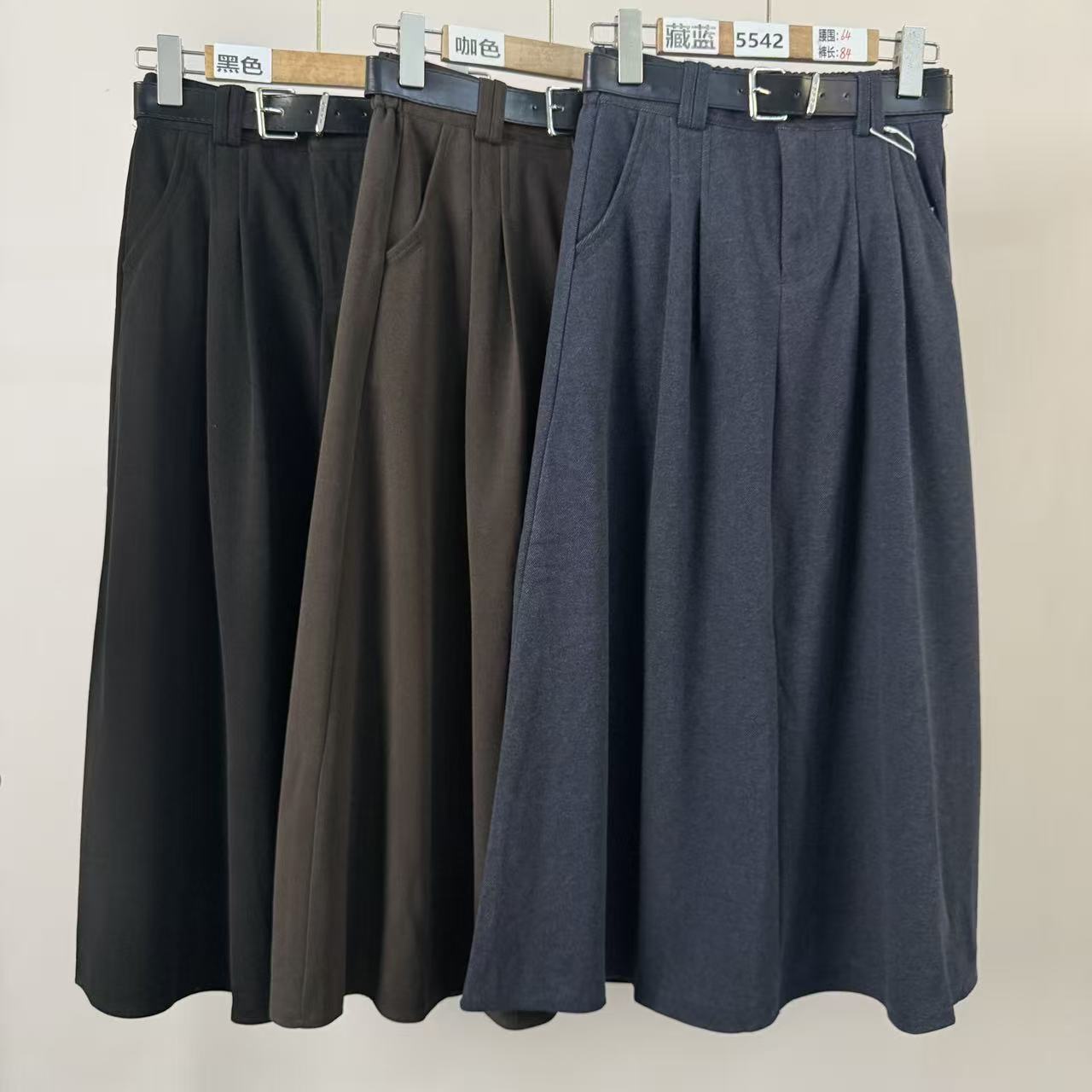 5542号2022#秋冬半弹力腰压褶双口袋呢子半身裙（配腰带）B9-21/24