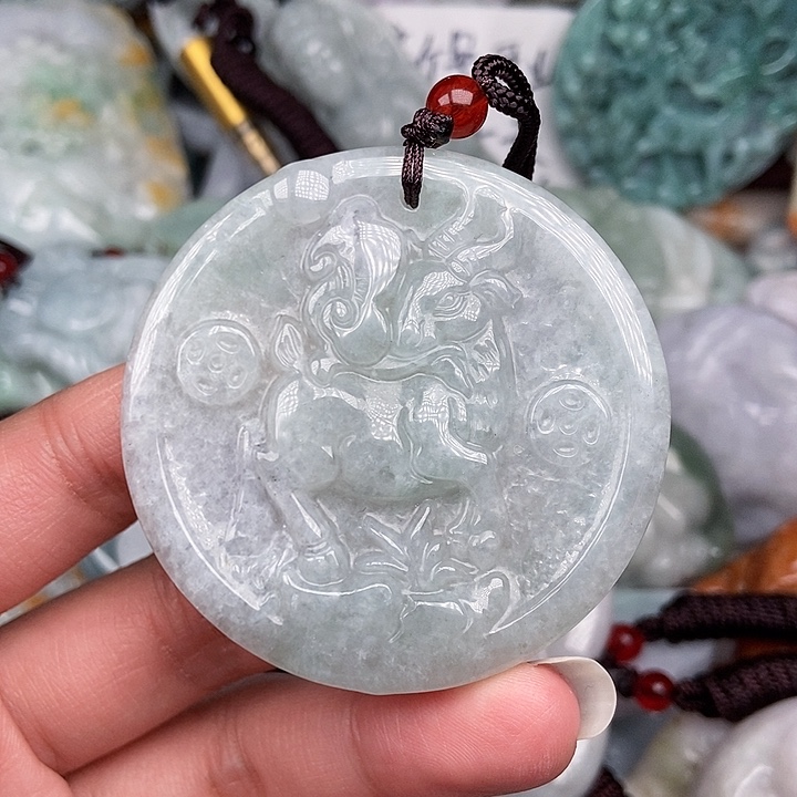颈饰未镶嵌翡翠翡翠