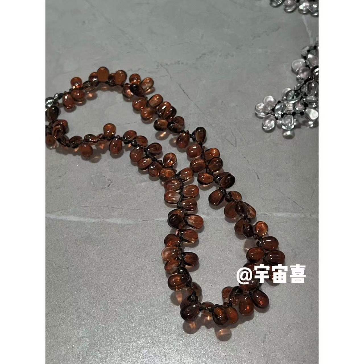 铜合金仿水晶项链  G3-060【茶棕色小石榴水滴手工串珠磁吸项链】