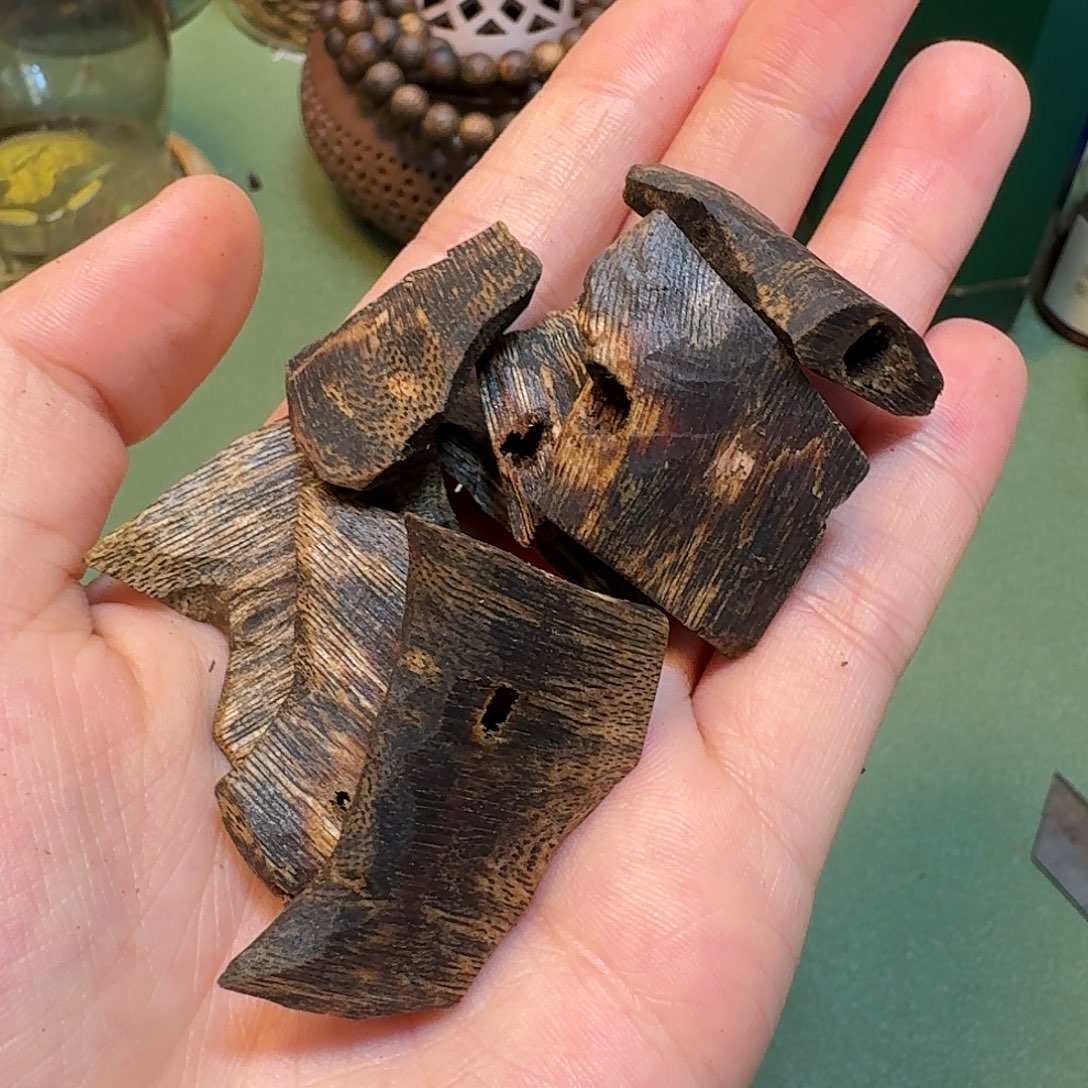 沉香碎屑沉香海南高端蓝香树心油醇化老料18.9克