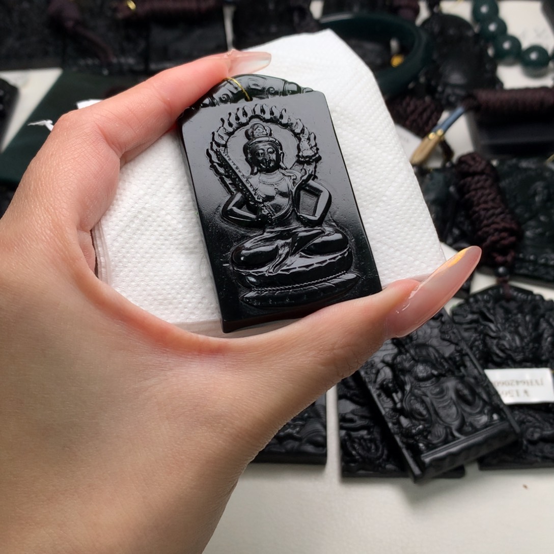 V***生天然a货钢琴黑挂件