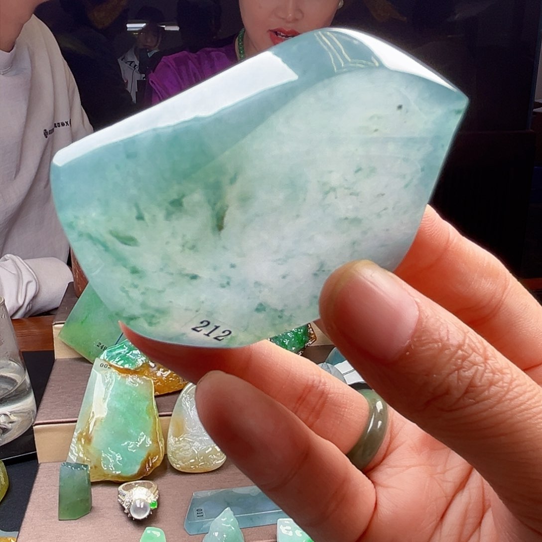 定制翡翠未镶嵌军*翡翠首饰