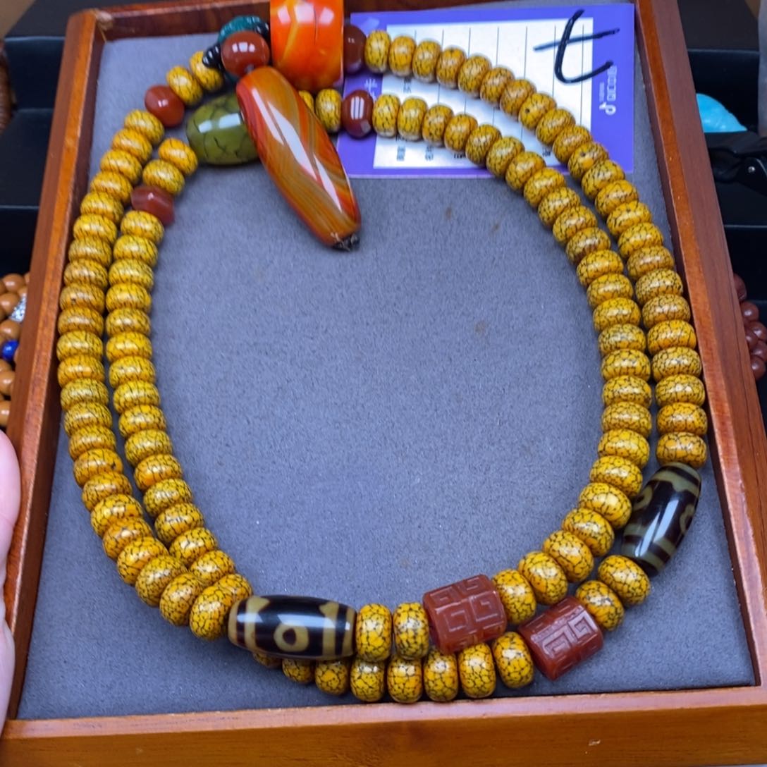 星月菩提吊坠至*宝星月