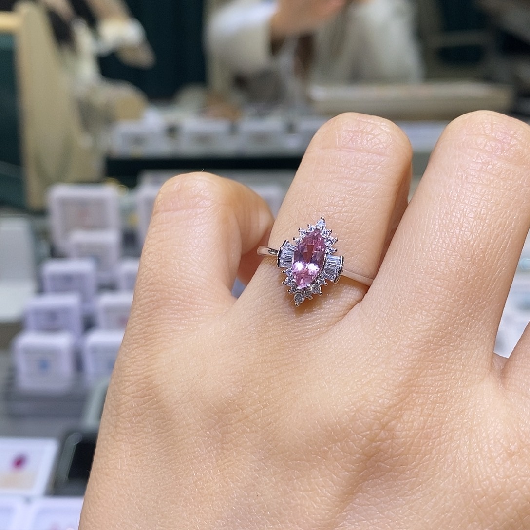 绿柱石（摩根石）银S925镶嵌戒指天然摩根石