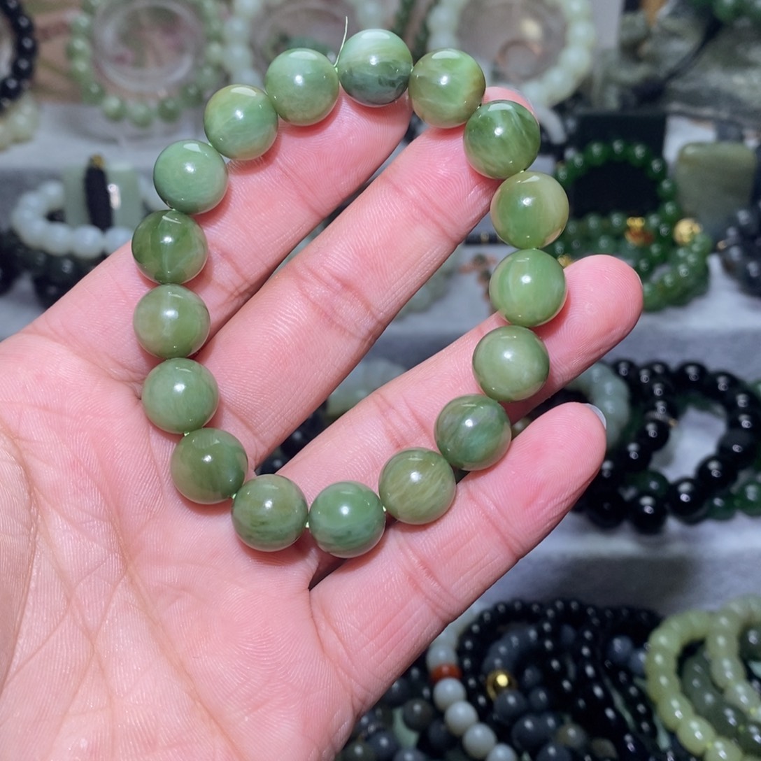 和田玉未镶嵌手链