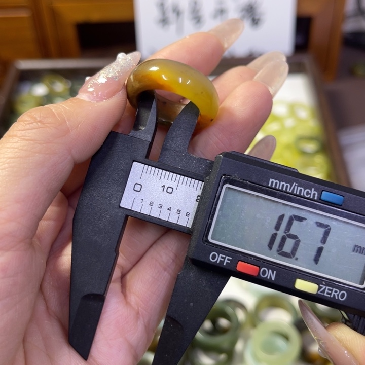 蛇纹石玉未镶嵌戒指158