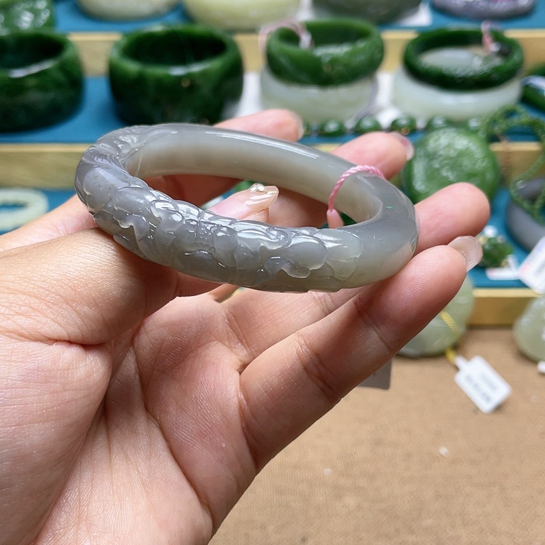 【闪购商品】和田玉手镯5455圈口90未镶嵌