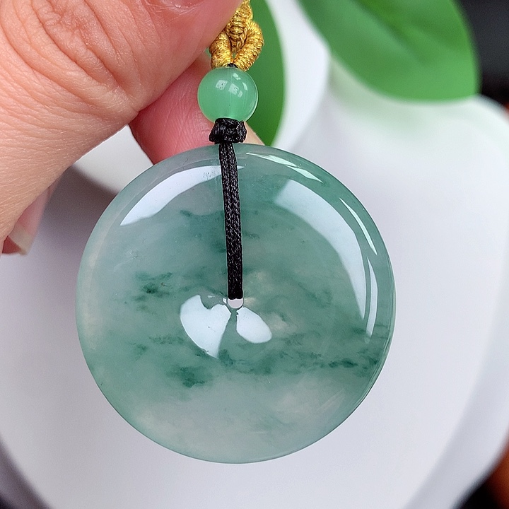 颈饰未镶嵌翡翠平安扣 34.4x5.8mm