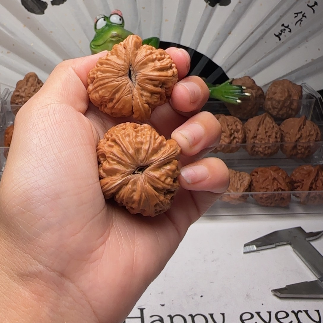 吊坠文玩核桃哈哈我也想01