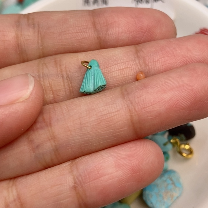 娜***9南红玛瑙未镶嵌珠宝奇石