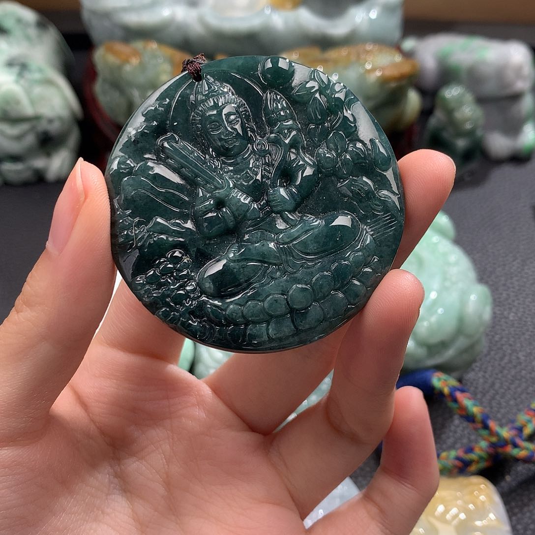 吊坠(不含链)未镶嵌翡翠