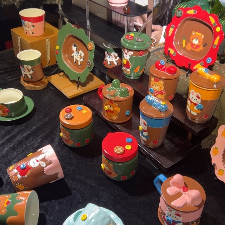 22。          陶瓷