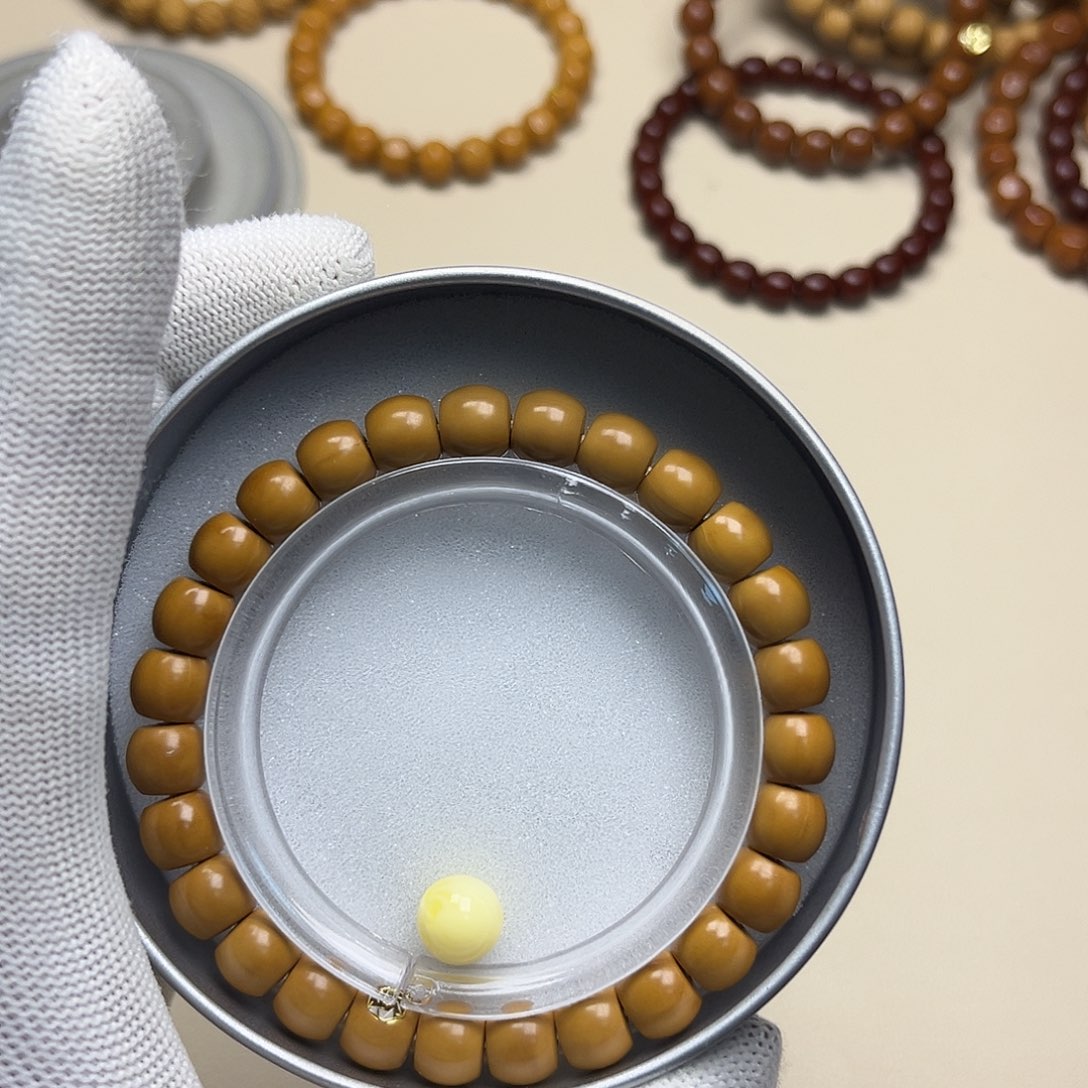 猴头核桃吊坠直切全品无暇8.6左右尺寸