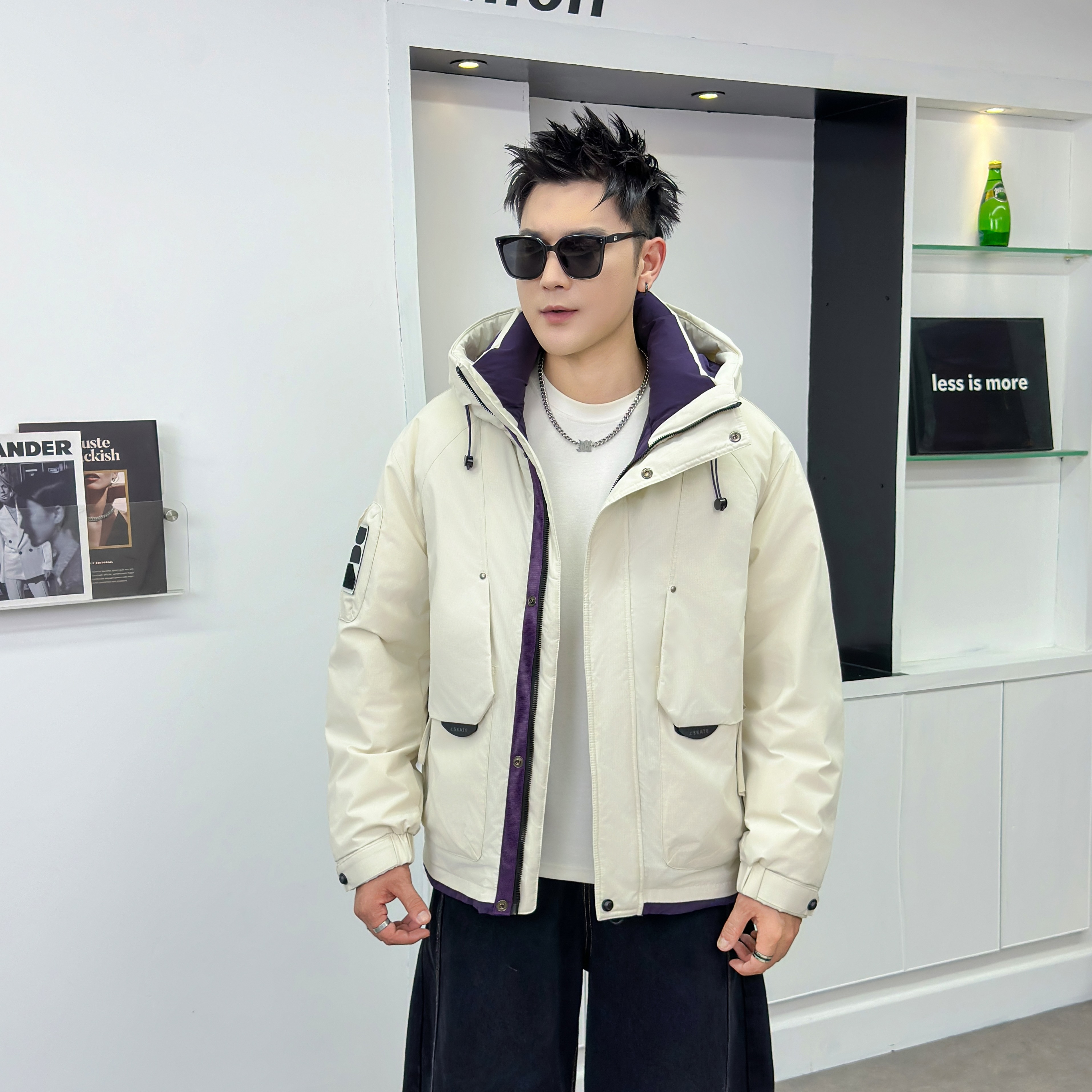 羽绒服男款2025秋冬新款拼接休闲连帽潮牌宽松工装保暖外套8810