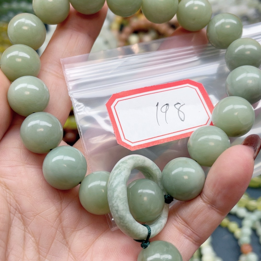 未镶嵌蛇纹石玉手串