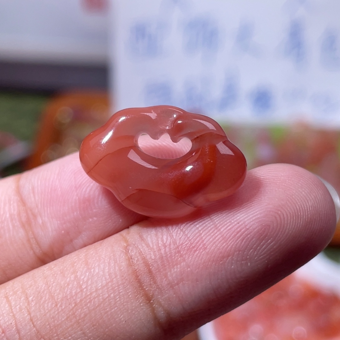 南红玛瑙未镶嵌挂件8016