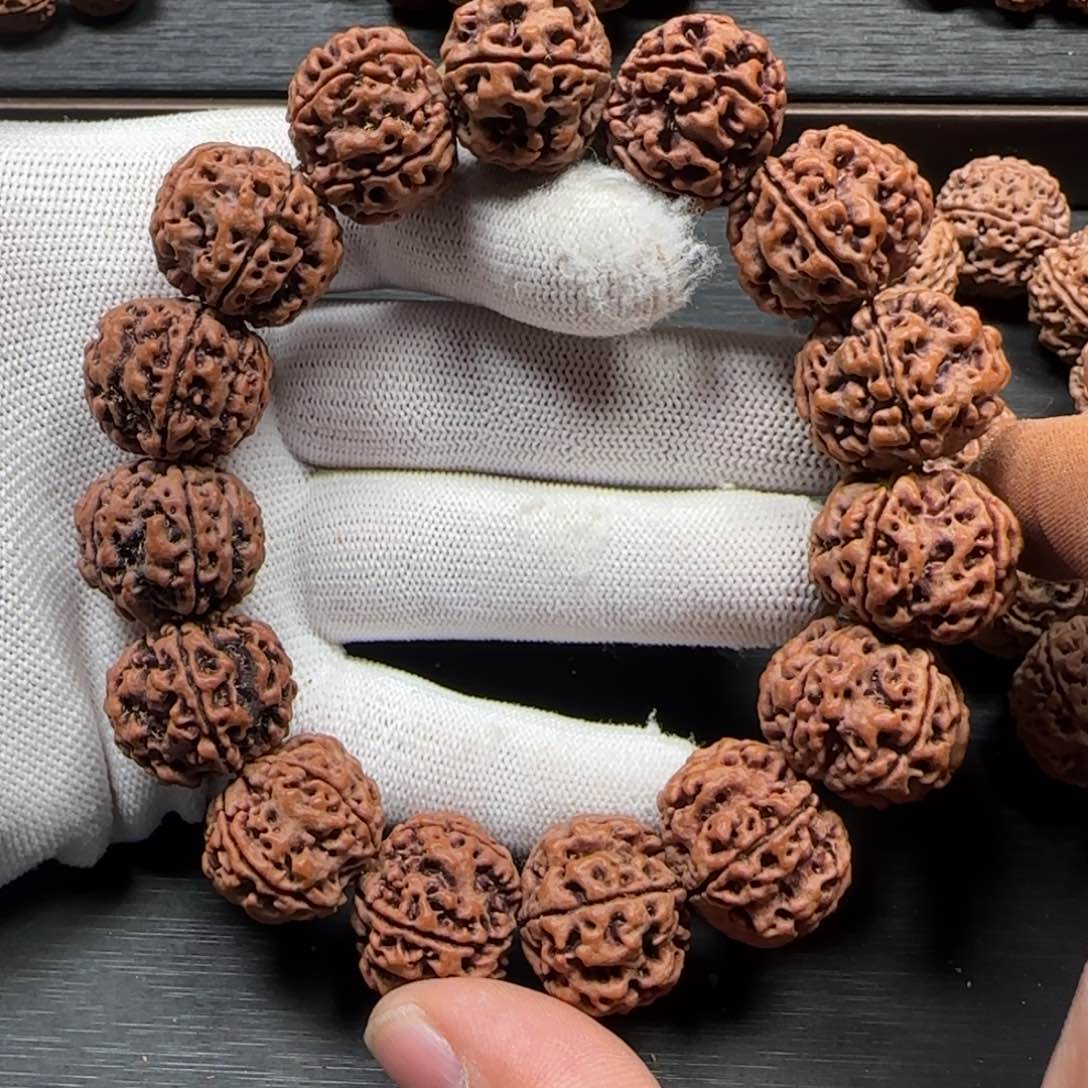 金刚菩提吊坠22.5mm粗筋梅花