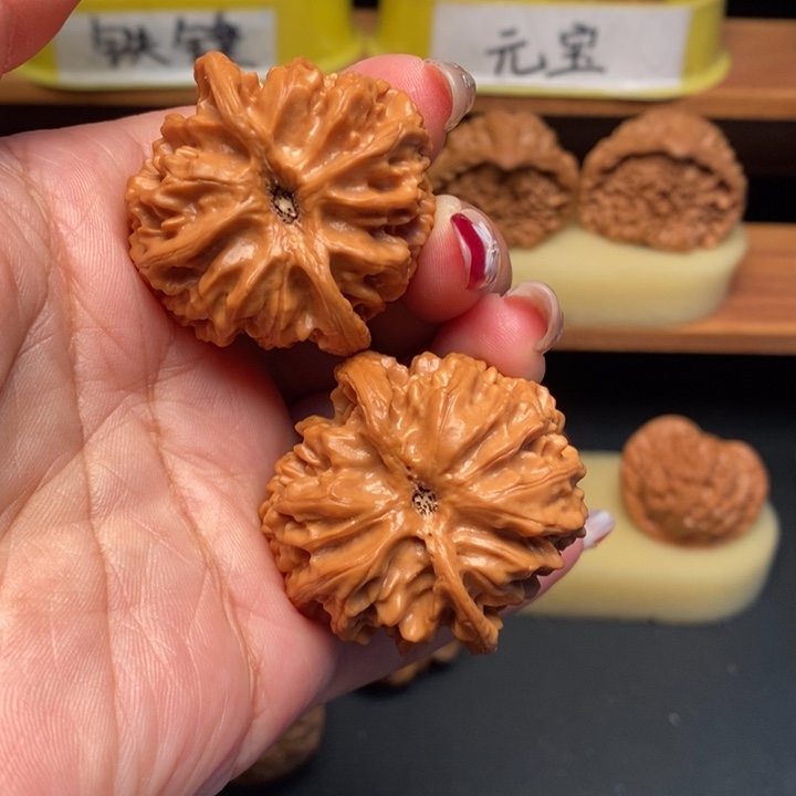 文玩核桃吊坠40全品苹果园