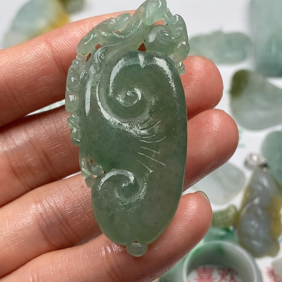 定制翡翠未镶嵌翡翠