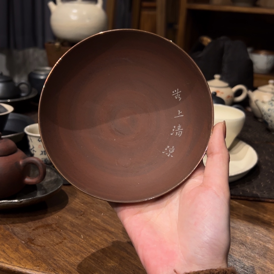 摆件陶瓷。    陶瓷。