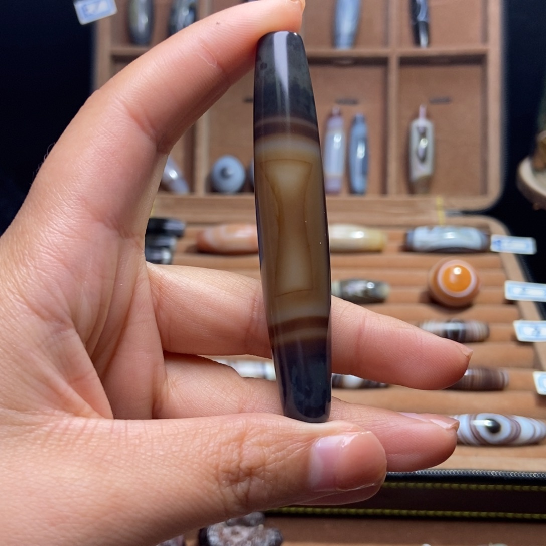 大***圣玛瑙/玉髓未镶嵌颈饰