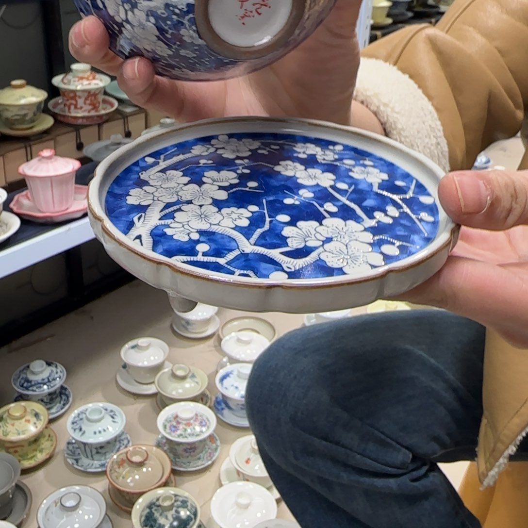 高温下的高温天气使人心情