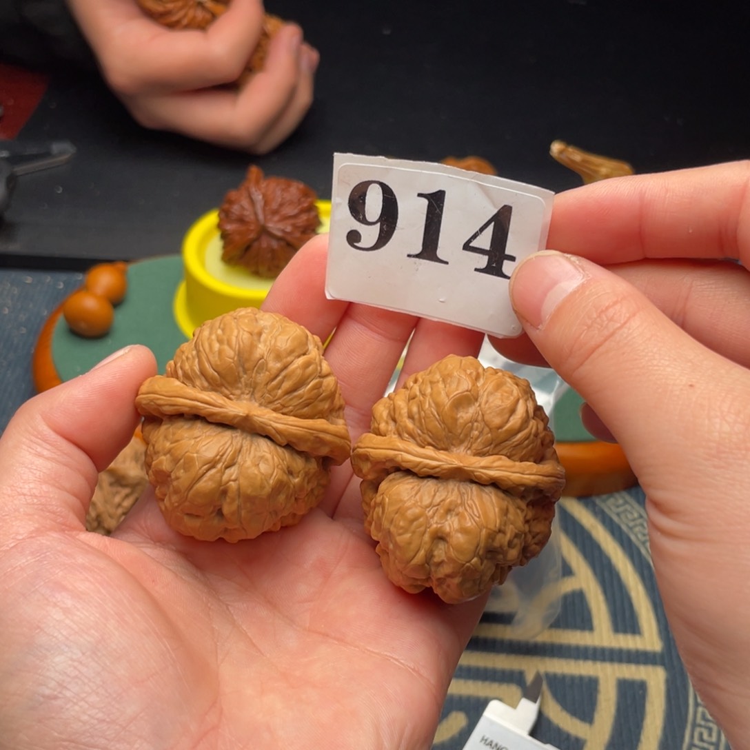 桃核吊坠42边46肚全品蛤蟆头914号